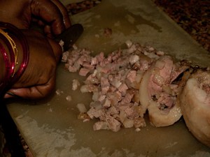 Goan Pork Sorpotel Recipe - Indian Pork Curry - How to make sorpotel #stepbystep #recipe masalaherb.com