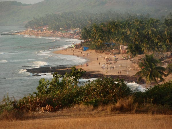 North Goa Beaches List & Guide - Which are the best beaches in Goa for you? Find out about the top beaches to visit. including goa beach map, go abeach photos, family beaches, party beaches www.MasalaHerb.com