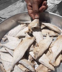 Goan Para Fish - Marinated Fish Pickle www.masalaherb.com #stepbystep #recipe