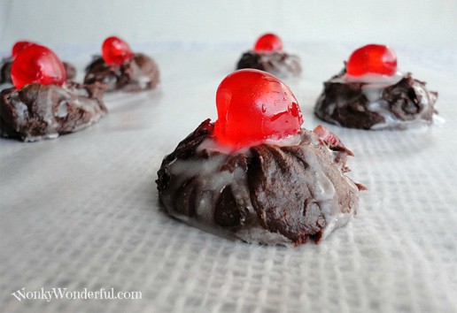 Chocolate-Covered-Cherry-Cookies
