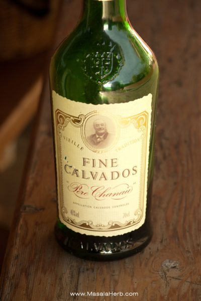 Moist french apple cake with Calvados. Prepare the cake in less then 10 minutes, easy and quick. www.masalaherb.com #recipe