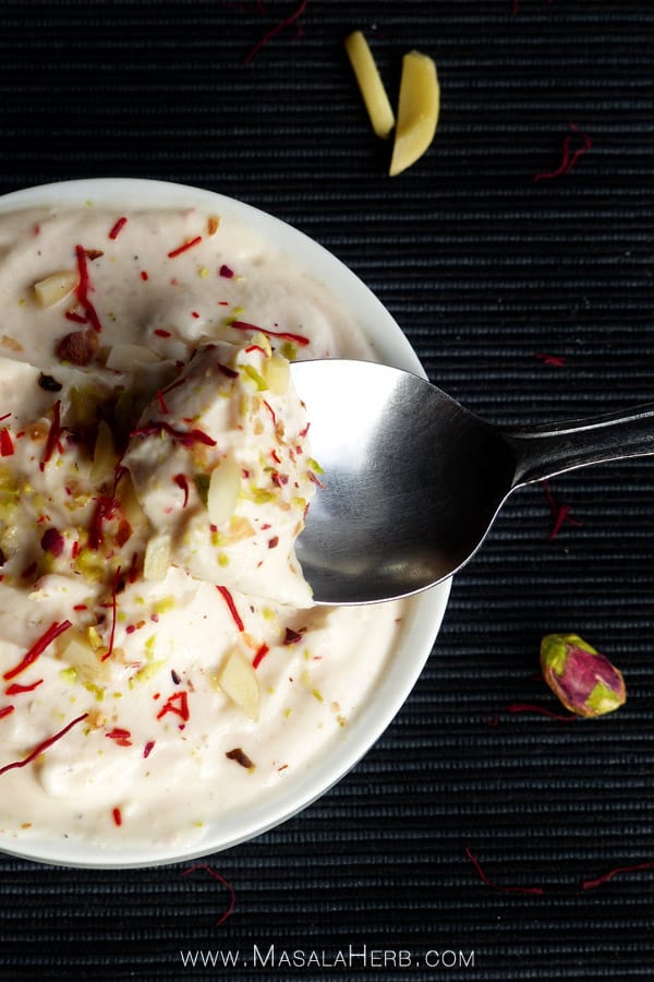 5-Minute Shrikhand Recipe - How to make Shrikhand with Greek Yogurt. Store in the fridge for later. Shrikhand is best served cold. www.masalaherb.com #Recipe #Indian #dessert