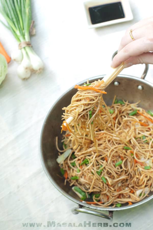 Easy Vegetable Chow Mein