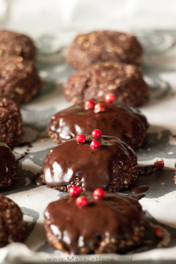 Chocolate Pepper Cookies Recipe {Gluten-free} www.MasalaHerb.com #cookies