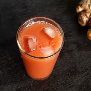 Fresh carrot apple ginger juice recipe