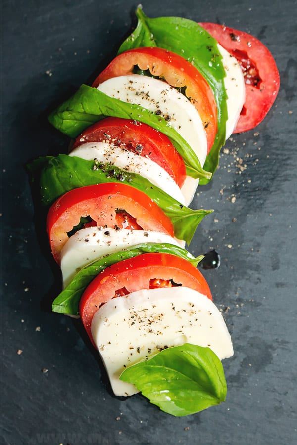 caprese salad arranged in the colors of the Italian flag