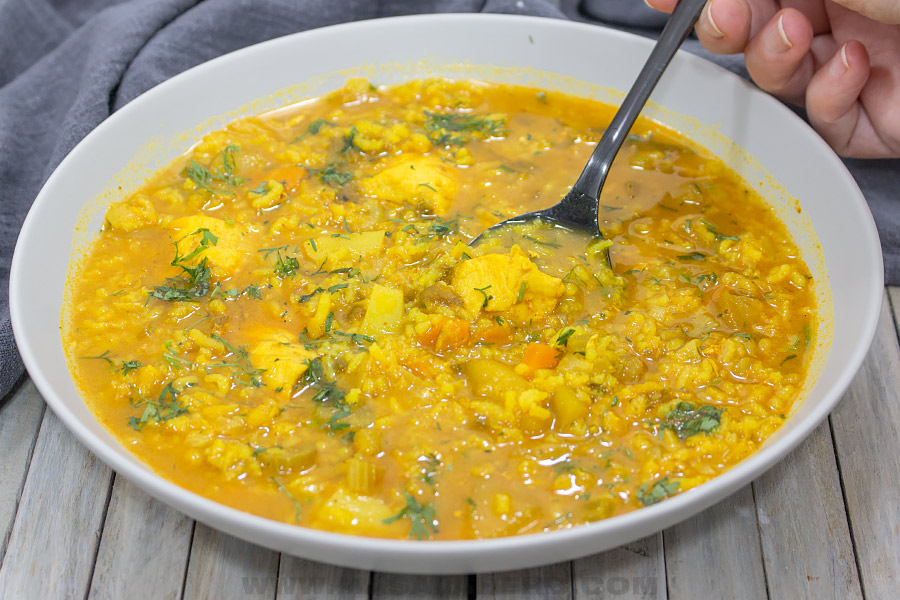 Chicken Mulligatawny Soup Recipe (+VIDEO) | MasalaHerb.com