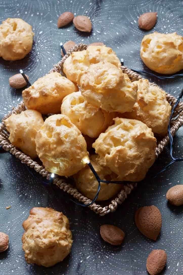 Easy Cheese Puffs (Gougères)