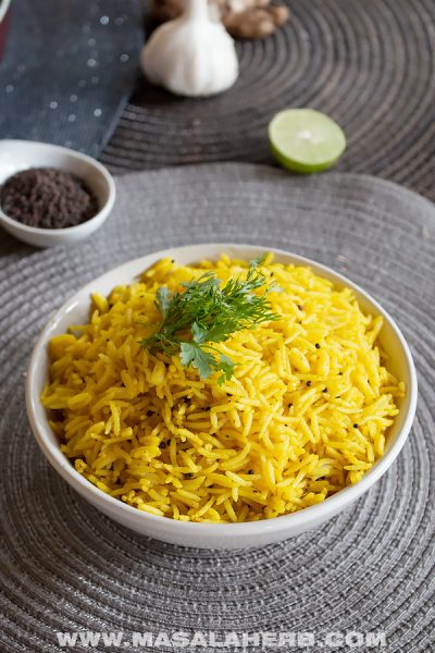 Simple Lemon Rice Recipe 🍚 MasalaHerb.com