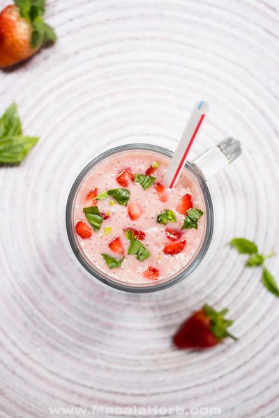 Healthy Strawberry Banana Smoothie - How to make a Strawberry Smoothie Recipe without Yogurt [Vegan]