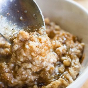 5 min Brown Sugar Oatmeal Porridge [+Video]