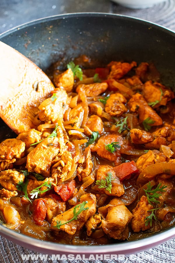 Chicken Pathia Curry Recipe