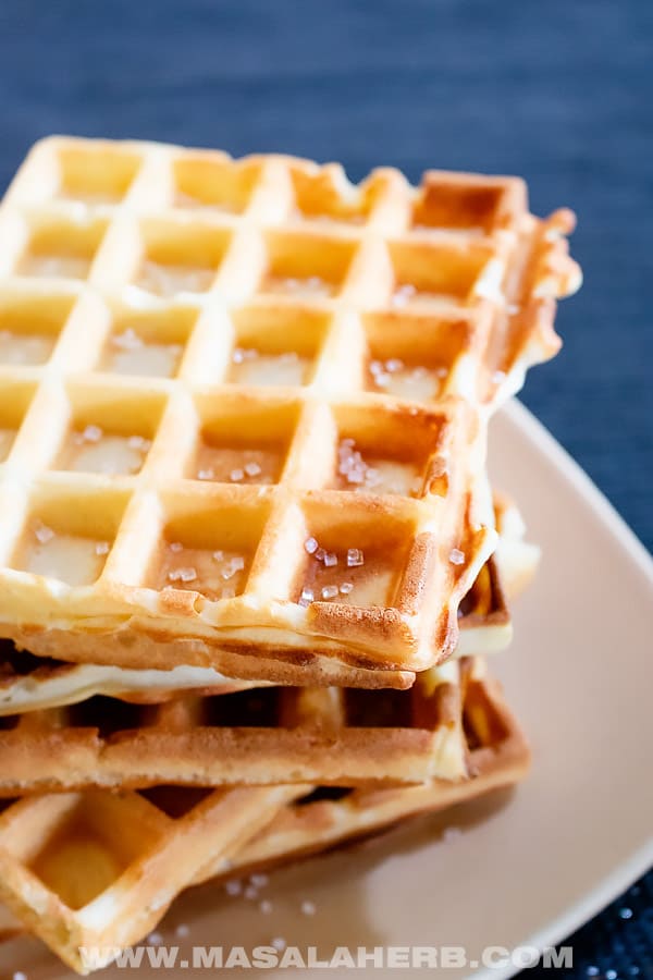 Fluffy Waffle Recipe [+Crispy]