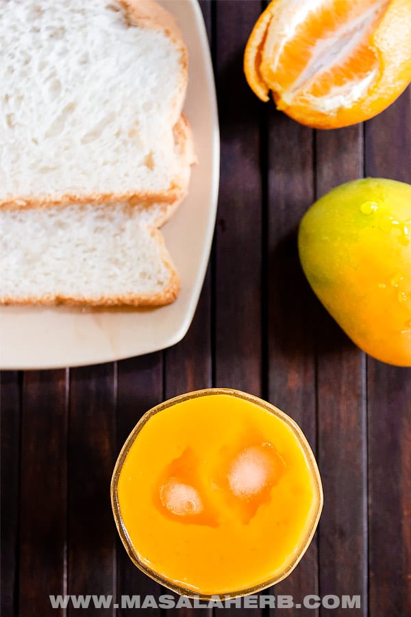 Orange Mango Juice with Fresh Fruits