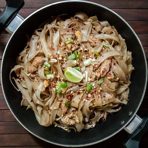 Easy Chicken Pad Thai Recipe [One-Pan]