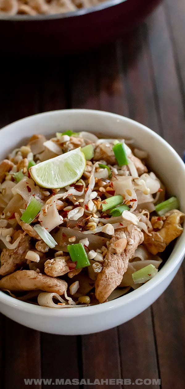 Easy Chicken Pad Thai Recipe One-Pan - Masala Herb