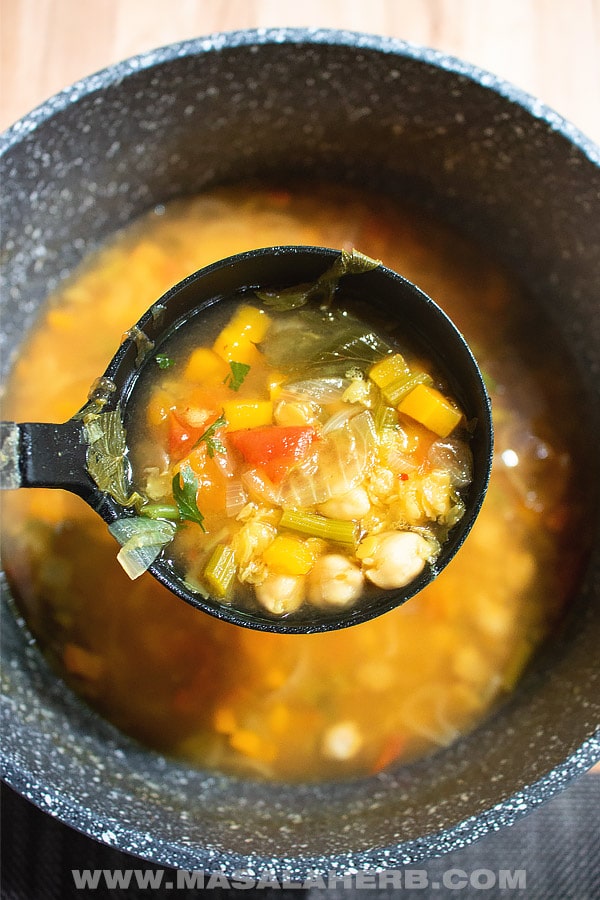 Spicy Moroccan Lentil Soup - Veg Harira Recipe [+Video]