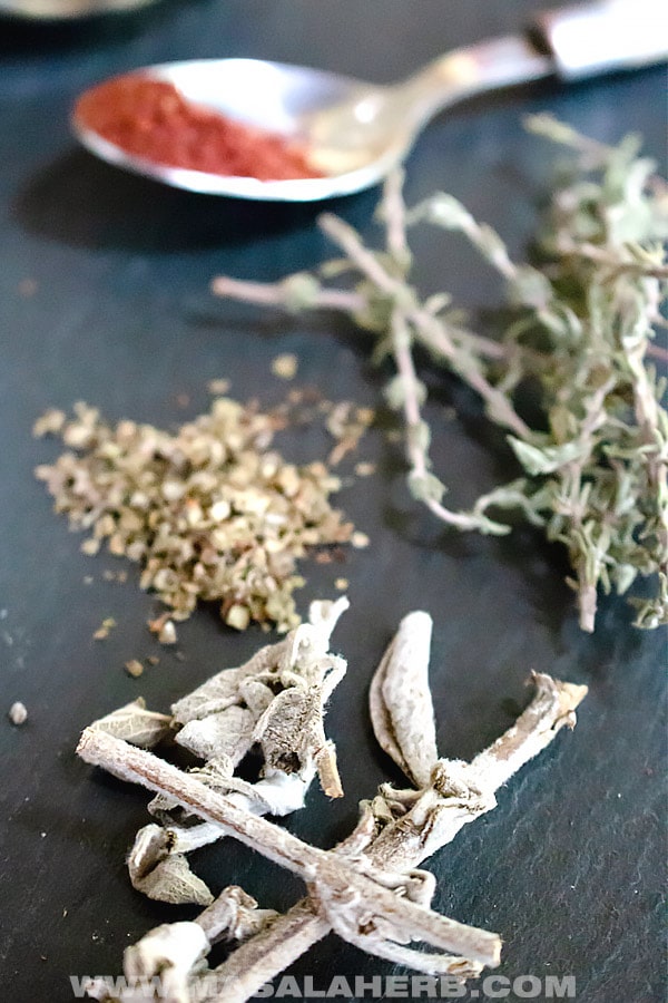 Lebanese Zaatar Spice Blend Recipe