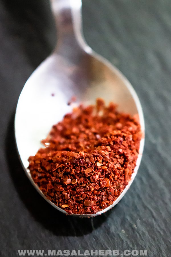 Lebanese Zaatar Spice Blend Recipe