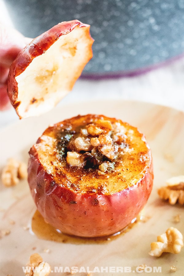 Stuffed Baked Apples with Walnuts