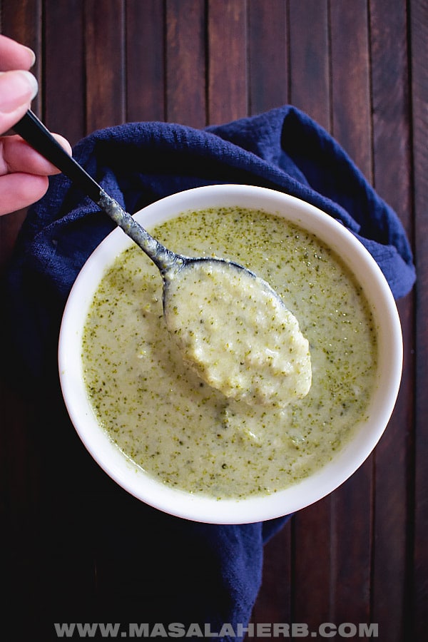 Easy Broccoli Cheese Soup