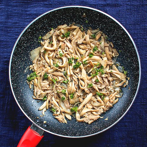 Easy Sauteed Oyster Mushrooms Recipe 🥘