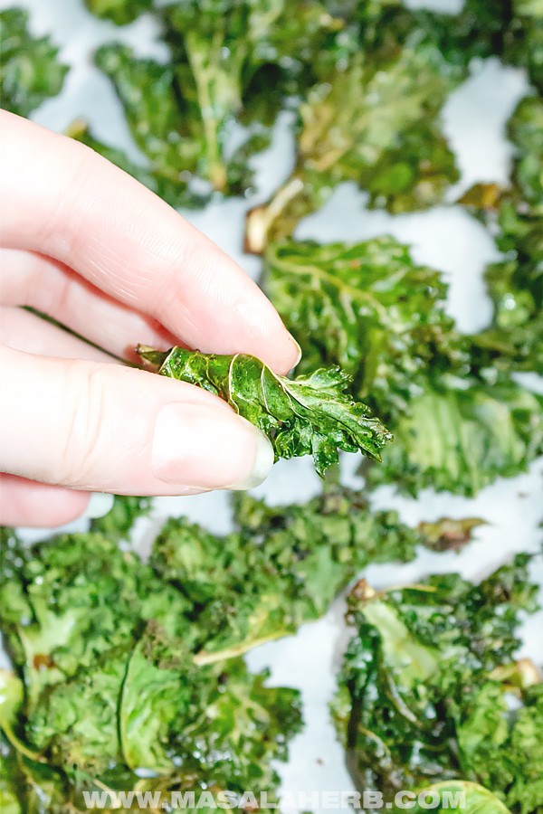 How to make Kale Chips with Balsamic flavors