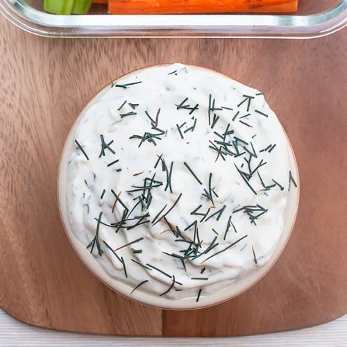 Sour Cream Dill Dip Recipe [Easy] 🌿