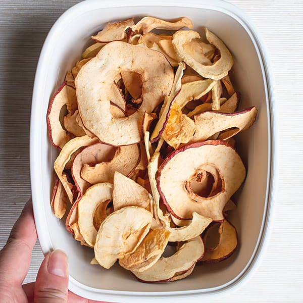 how to store dehydrated apples