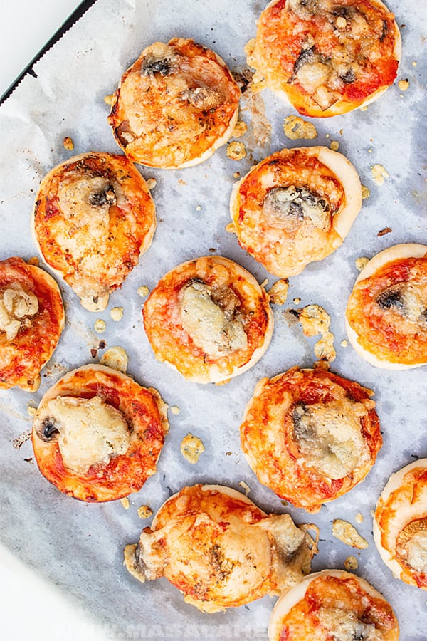 baking little pizza bites