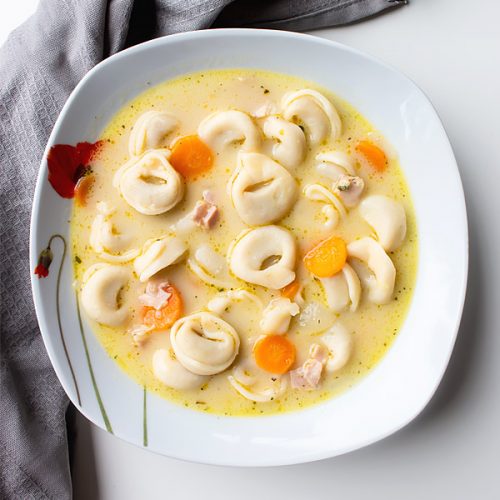 3 Cheese Tortellini Soup with Ham Recipe [+VIDEO] 🍲