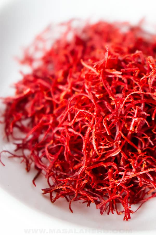 saffron thread close up