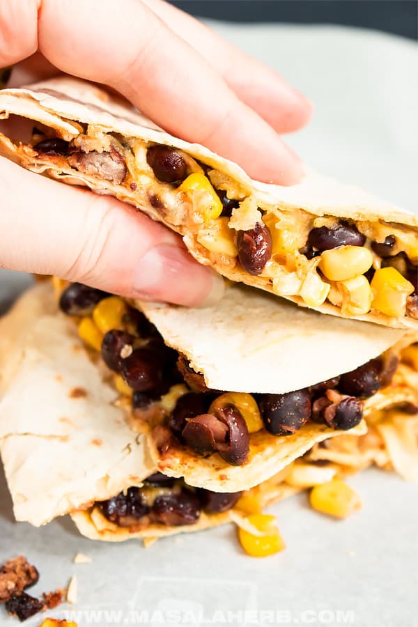Baked Black Bean Corn Quesadilla Recipe 🌮