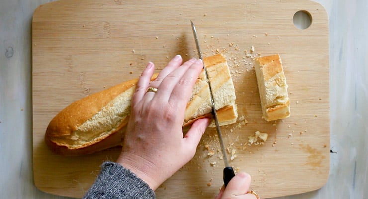 cut garlic bread in slices