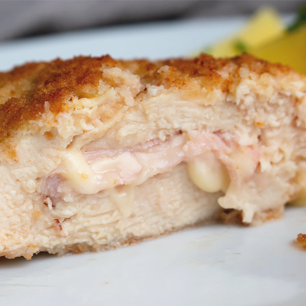 cut open stuffed chicken cordon bleu