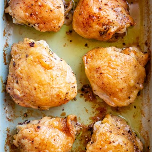 oven roasted chicken thighs recipe image