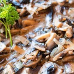 sliced mushrooms with cream and simple seasoning