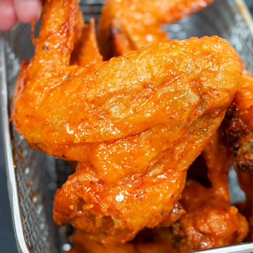 Oven Baked Buffalo Chicken Wings (+VIDEO)