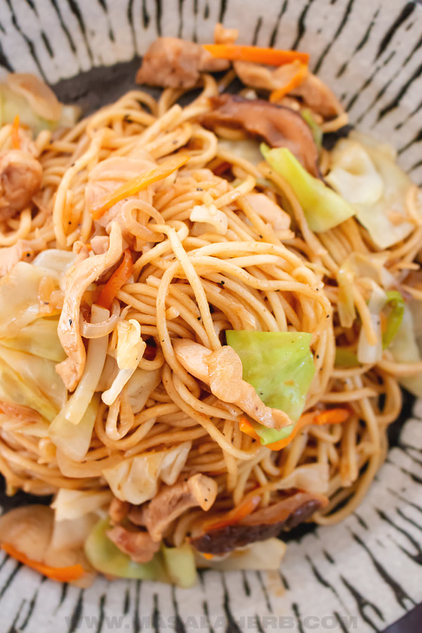 homemade yakisoba noodles with chicken