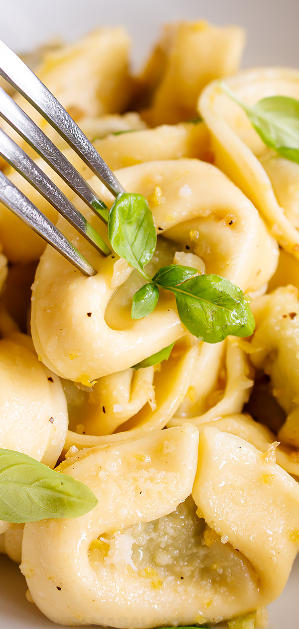 Lemony Olive Oil Tortellini Recipe (+VIDEO)