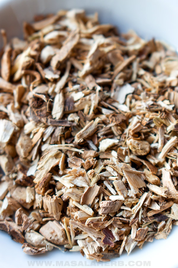 dried raw chicory roots