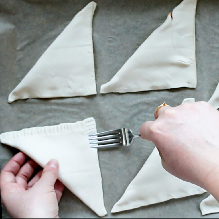 Jam Cream Cheese Puff Pastry Dessert Recipe