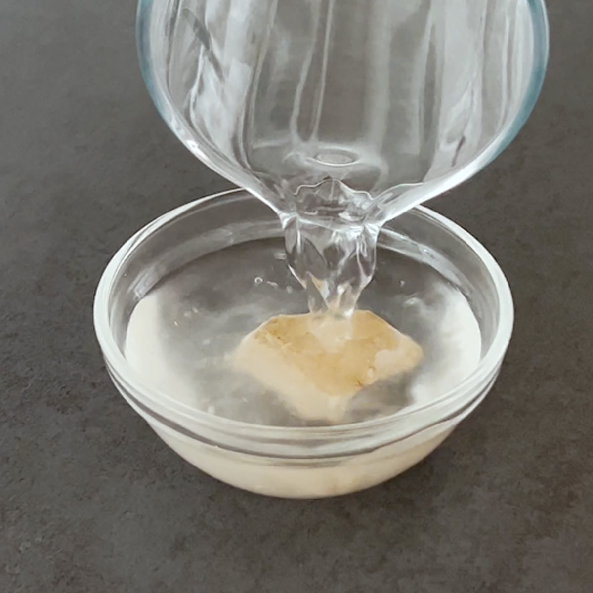 dissolve yeast with water for proofing.