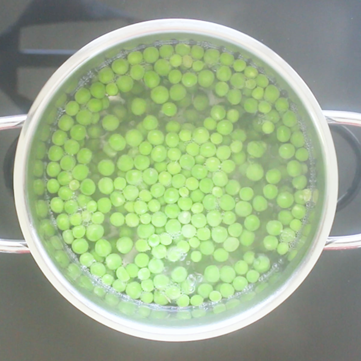boil green peas soft