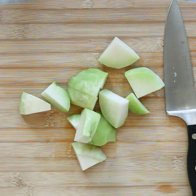 Simple Kohlrabi Salad with Vinaigrette Recipe