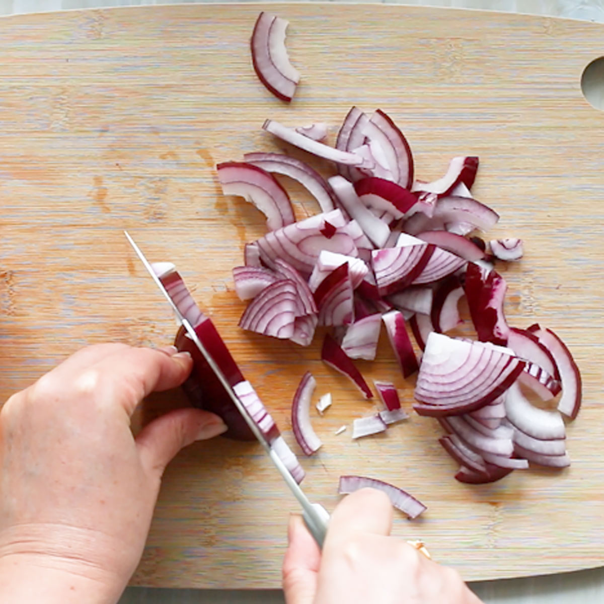 slice red onion