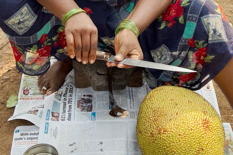 How to cut Jackfruit + Tips + Video