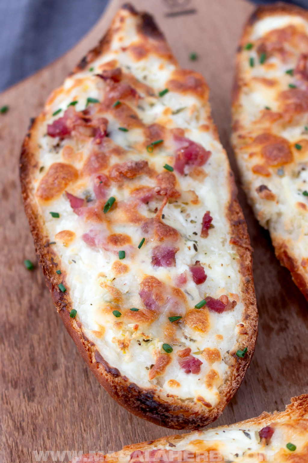 Creamy Bacon French Bread Pizza Recipe
