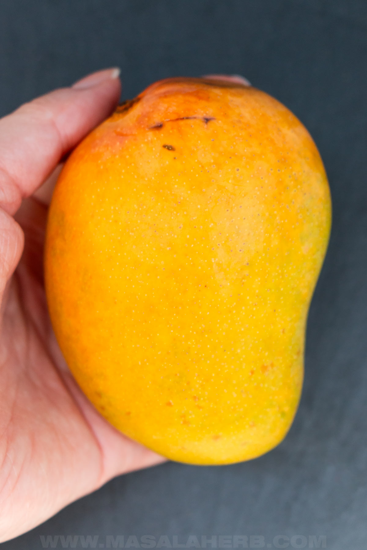 fresh whole mango (Indian variety)