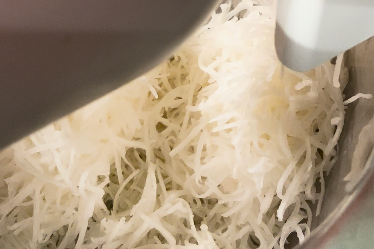 shred radish